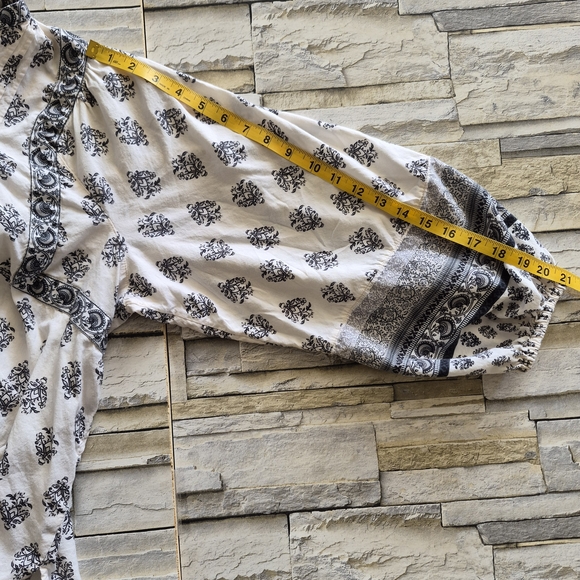 Old Navy Blouse Size XL White Peasant Long Sleeve Cottagecore Folk Print - Picture 7 of 10